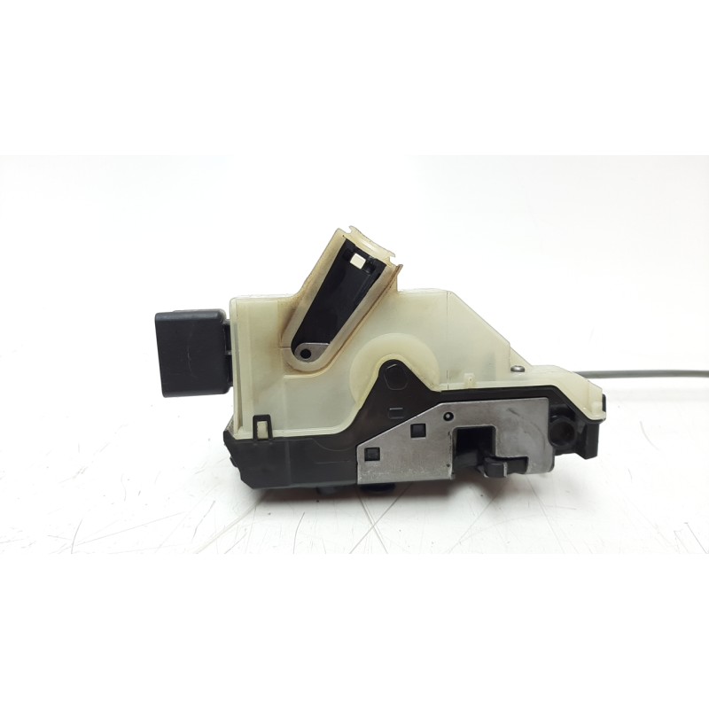 Recambio de cerradura puerta delantera derecha para citroen ds4 1.6 e-hdi fap referencia OEM IAM 9685351480  