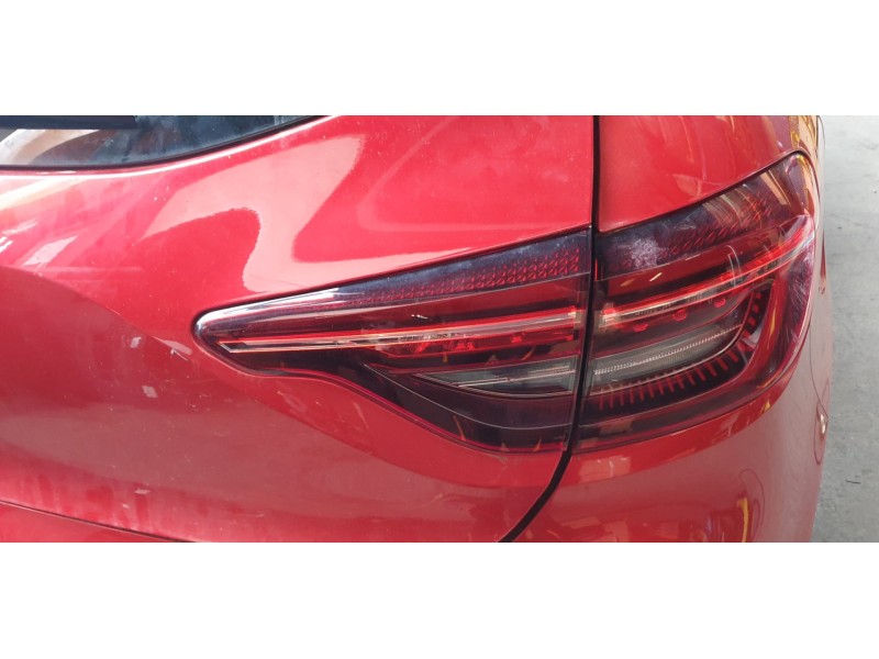 Recambio de piloto trasero derecho interior para renault clio v business edition referencia OEM IAM 265503304R  