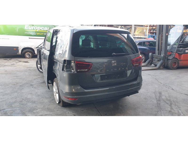 seat alhambra (711) del año 2022
