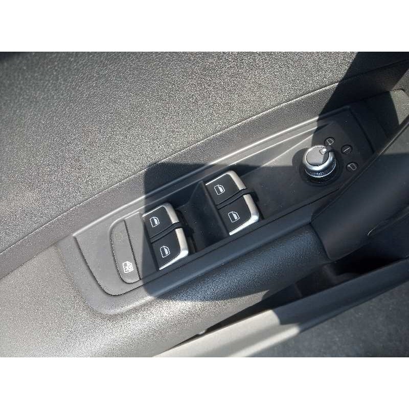 Recambio de mando elevalunas delantero izquierdo para audi a1 sportback (8xf) attracted referencia OEM IAM 8U0959851 IAF150037HQ