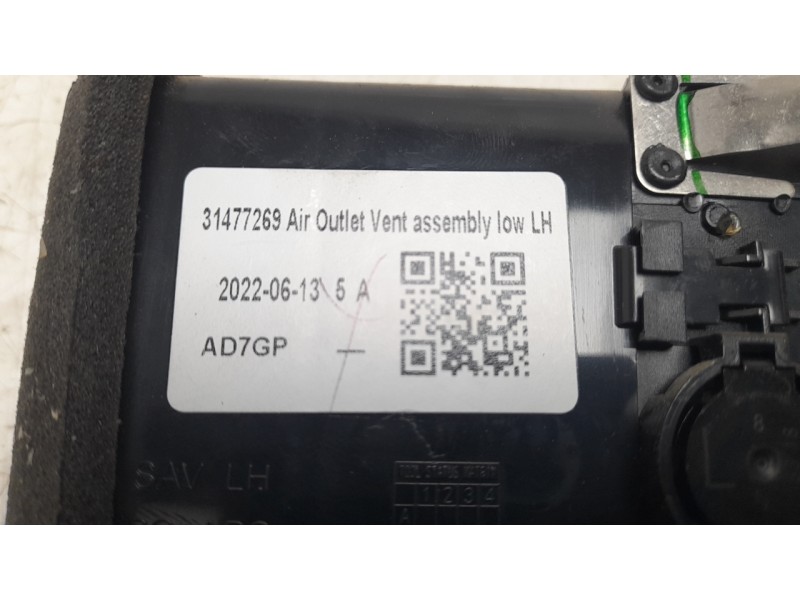 Recambio de rejilla aireadora para volvo xc 40 1.5 cat referencia OEM IAM 31477269  