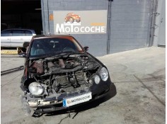 mercedes-benz clase e (w211) berlina del año 2004 2