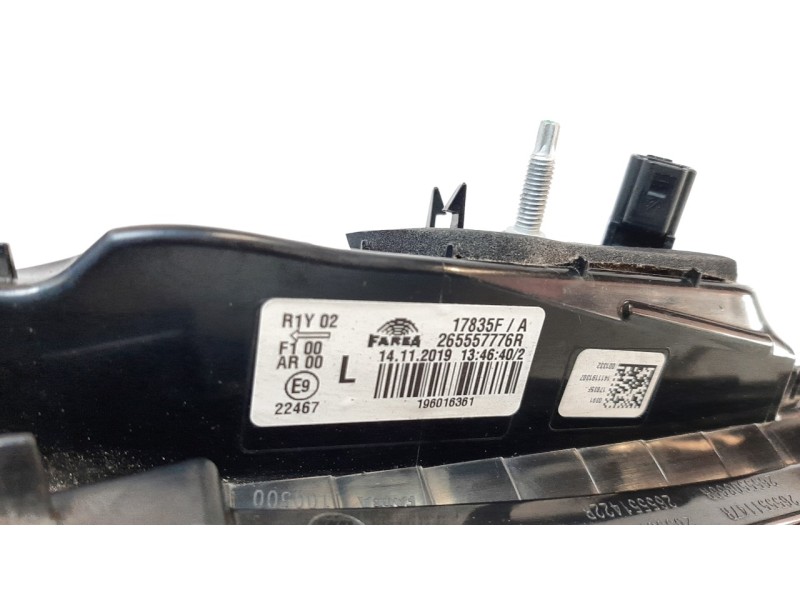 Recambio de piloto trasero izquierdo interior para renault clio v business edition referencia OEM IAM 265557776R  