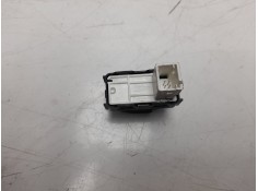 Recambio de mando elevalunas delantero derecho para citroen c4 picasso referencia OEM IAM 96762292ZD IAF240007HQ  2