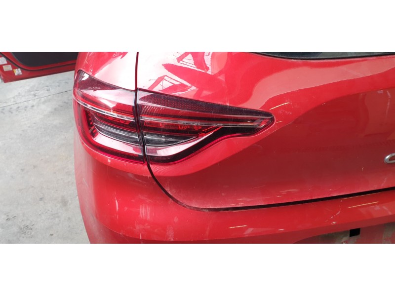 Recambio de piloto trasero izquierdo interior para renault clio v business edition referencia OEM IAM 265557776R  