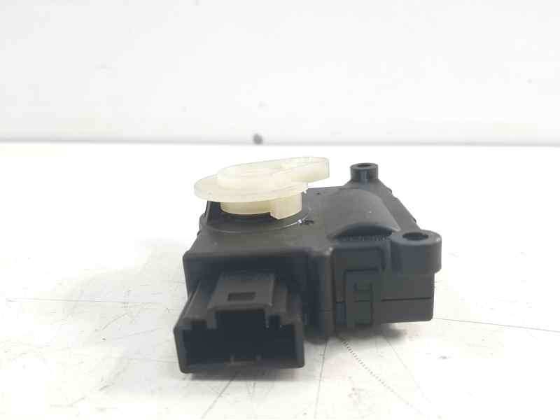 Recambio de motor calefaccion para mazda mx-5 (04.2015>) 2.0 cat referencia OEM IAM T43003AA  