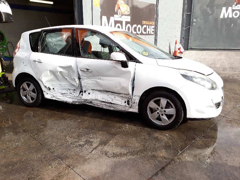 renault scenic iii del año 2010