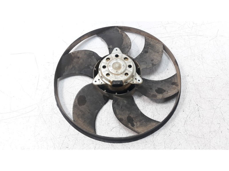 Recambio de electroventilador para dacia duster 1.5 dci diesel fap cat referencia OEM IAM 3P203207 5YY0548 