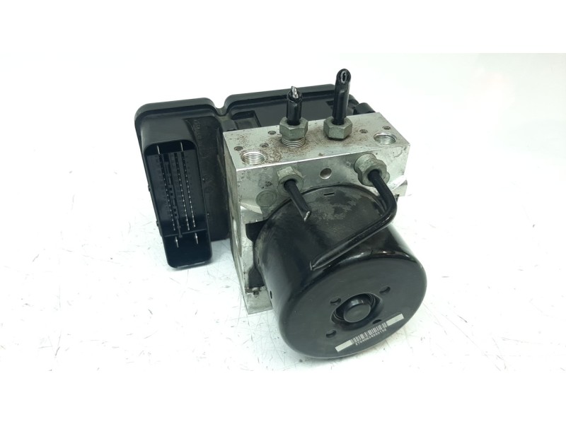 Recambio de abs para volvo v40 1.6 diesel cat referencia OEM IAM 31317074  