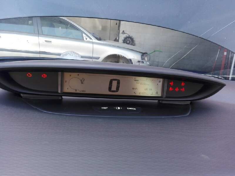 citroen c4 berlina del año 2009