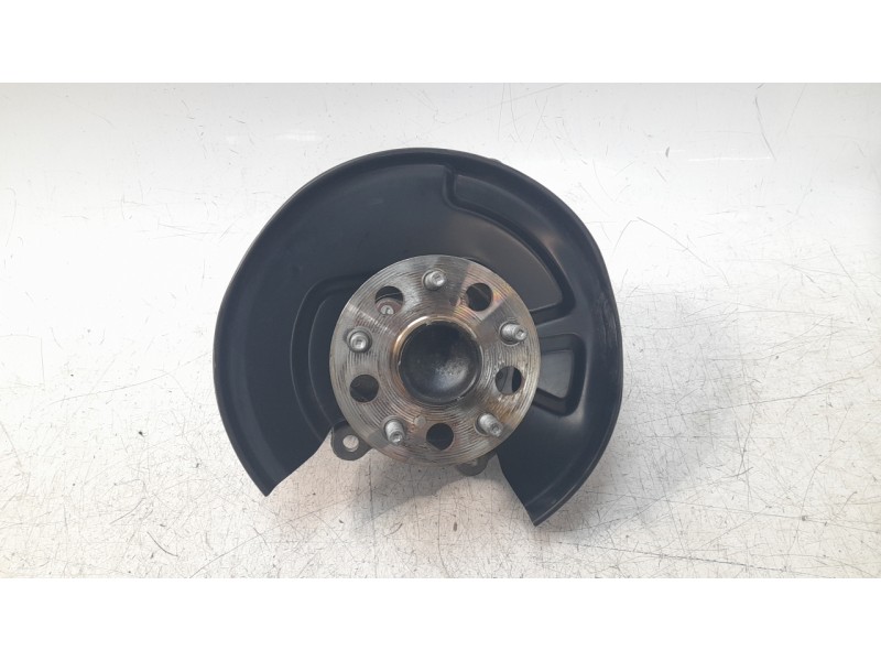 Recambio de mangueta trasera derecha para toyota c-hr hybrid gr sport referencia OEM IAM 42304F4031  