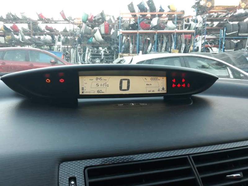 citroen c4 berlina del año 2008