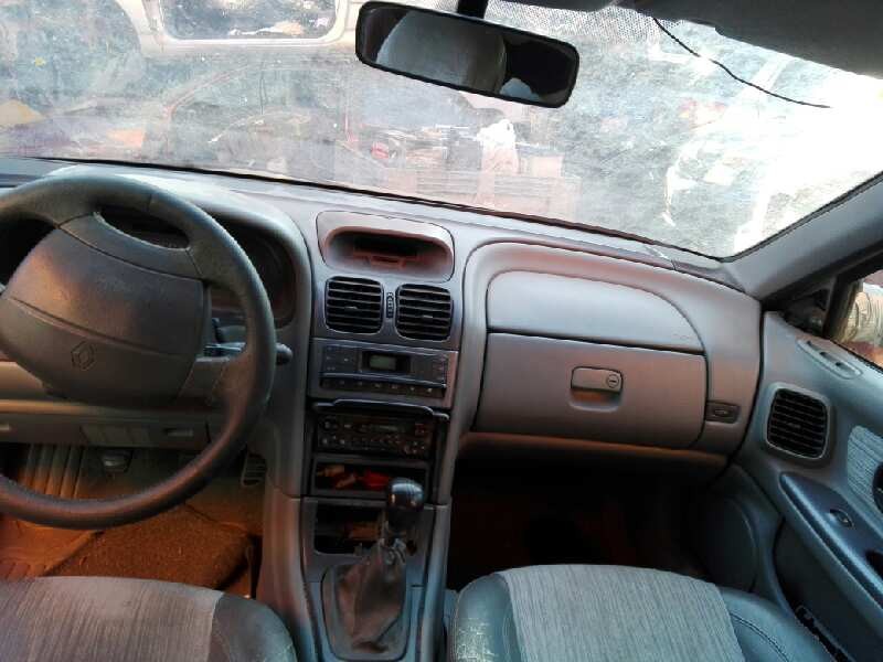 renault laguna (b56) del año 1999