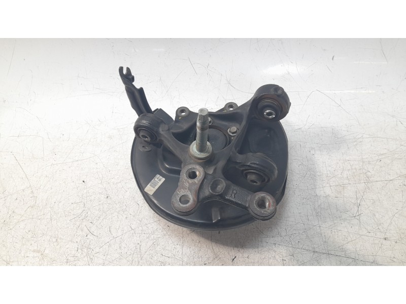 Recambio de mangueta trasera derecha para toyota c-hr hybrid gr sport referencia OEM IAM 42304F4031  