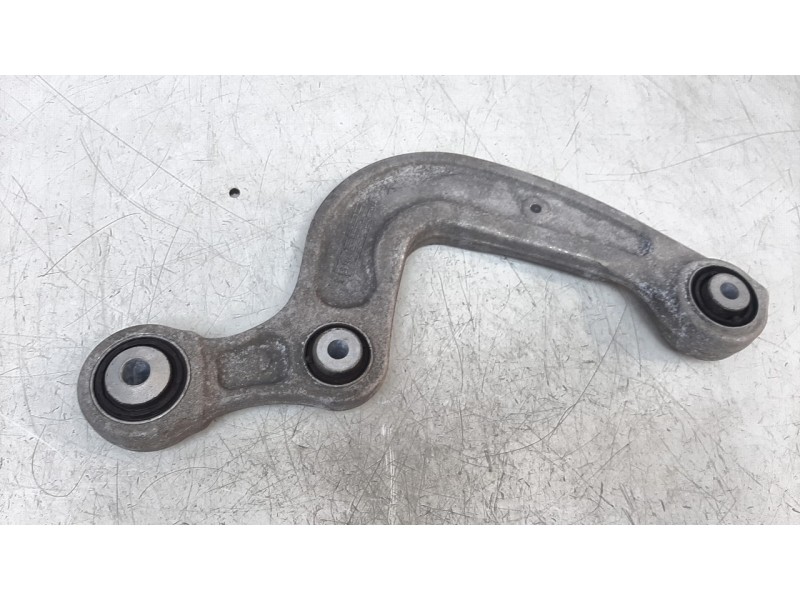 Recambio de brazo suspension inferior trasero derecho para audi a4 berlina (8wc) 35 tdi s line referencia OEM IAM 8W0505361E  