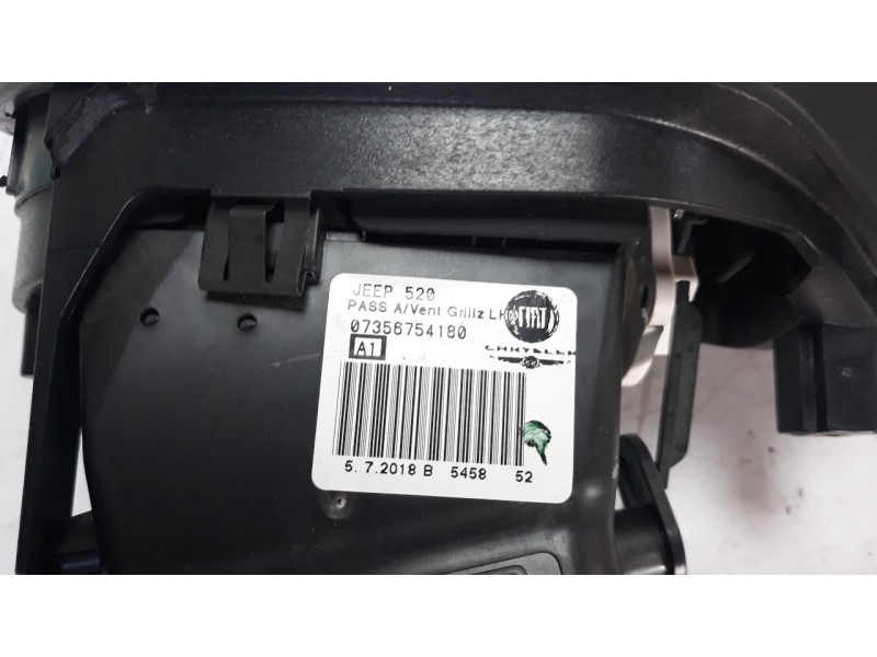 Recambio de rejilla aireadora para jeep renegade 1.6 m-jet cat referencia OEM IAM 735597529  
