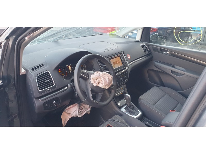 seat alhambra (711) del año 2022