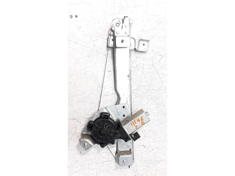 Recambio de elevalunas trasero derecho para dacia duster 1.5 dci diesel fap cat referencia OEM IAM 8200733832 106085523 115616