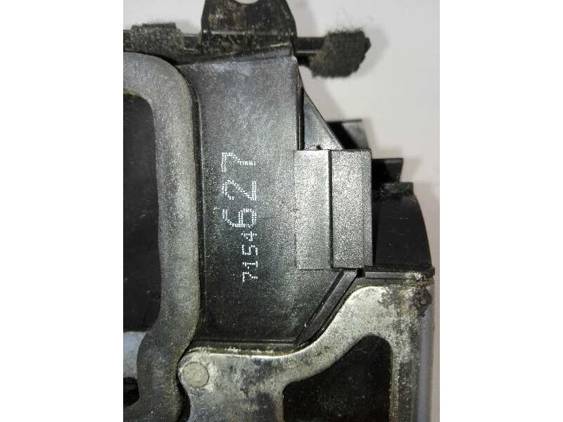 Recambio de cerradura puerta delantera izquierda para bmw serie 1 berlina (e81/e87) 120d referencia OEM IAM 7154627  