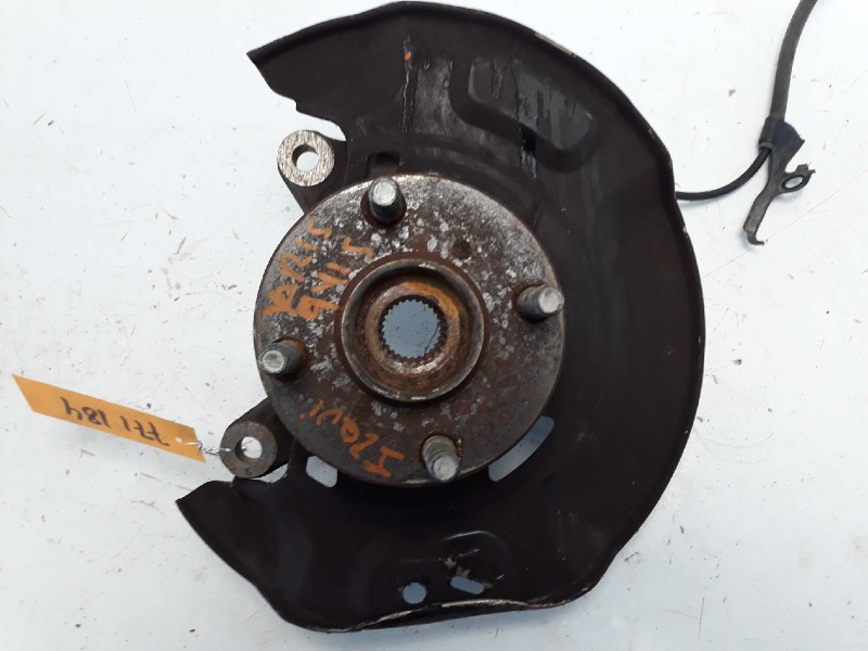 Recambio de mangueta delantera izquierda para toyota yaris (ksp9/scp9/nlp9) 1.4 turbodiesel cat referencia OEM IAM   