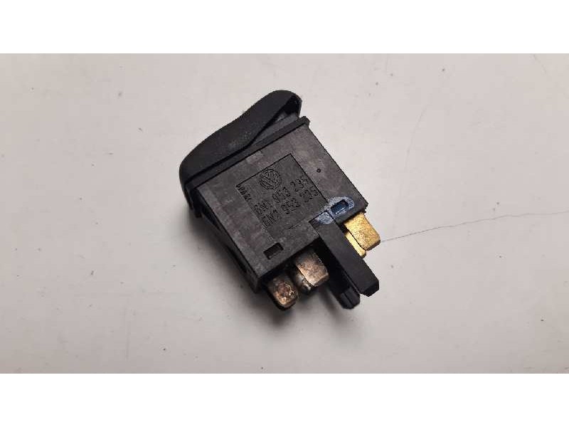 Recambio de warning para volkswagen polo berlina (6n1) básico referencia OEM IAM 6N1953235  