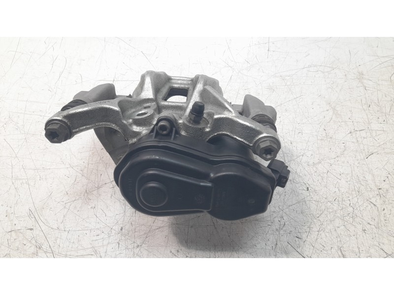 Recambio de pinza de freno trasera izquierda para toyota c-hr hybrid gr sport referencia OEM IAM 46310F4011  