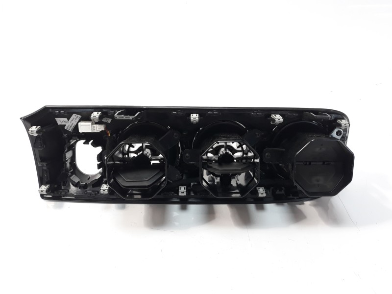 Recambio de rejilla aireadora para mercedes-benz clase a (bm 177) 1.5 cdi cat referencia OEM IAM A1776809800  