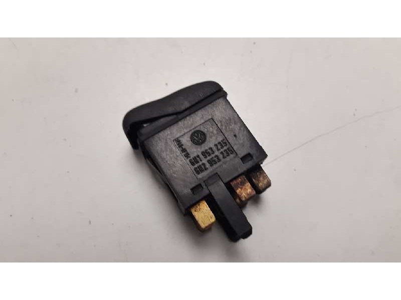 Recambio de warning para volkswagen polo berlina (6n1) básico referencia OEM IAM 6N1953235  