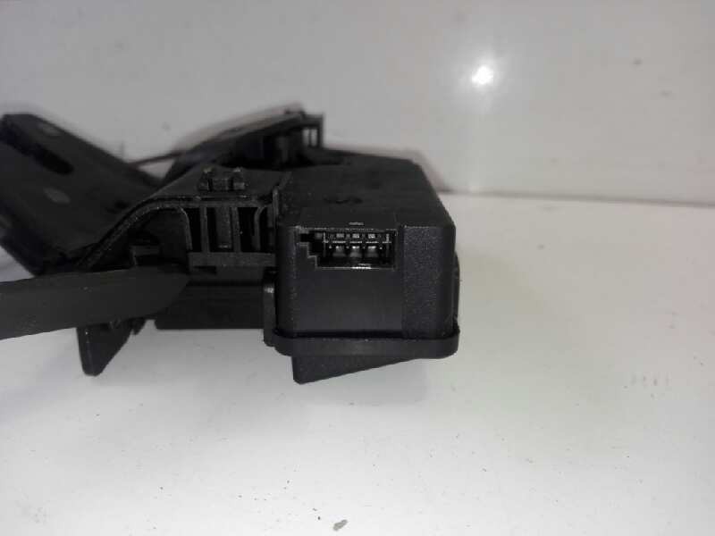 Recambio de cerradura maletero / porton para bmw serie 1 berlina (e81/e87) 120d referencia OEM IAM 8196401  