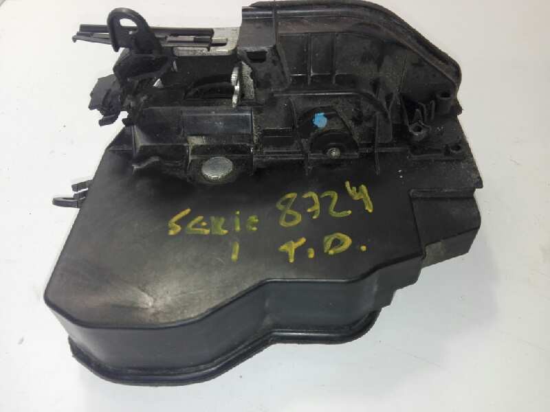 Recambio de cerradura puerta trasera derecha para bmw serie 1 berlina (e81/e87) 120d referencia OEM IAM 7154630  