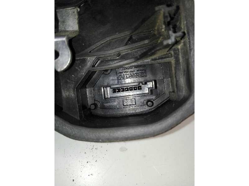 Recambio de cerradura puerta trasera derecha para bmw serie 1 berlina (e81/e87) 120d referencia OEM IAM 7154630  