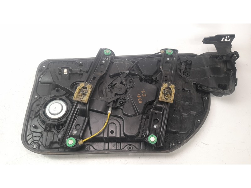 Recambio de elevalunas delantero izquierdo para volvo v40 1.6 diesel cat referencia OEM IAM 2813451  