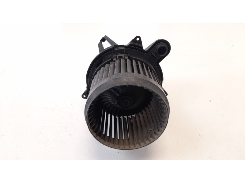 Recambio de ventilador calefaccion para renault captur 1.5 dci diesel fap energy referencia OEM IAM 5P3730000  
