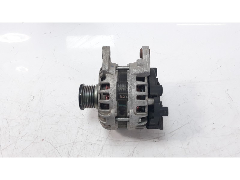 Recambio de alternador para renault captur 0.9 energy referencia OEM IAM 231008593R ALF070501 A10790