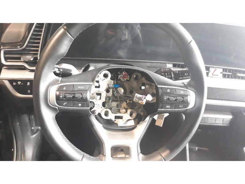 Recambio de volante para kia sportage referencia OEM IAM 56100R2JE0WK  