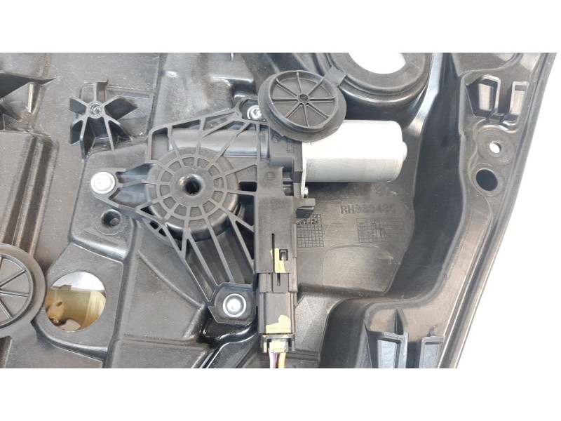 Recambio de elevalunas trasero derecho para volvo v40 1.6 diesel cat referencia OEM IAM 31276218  