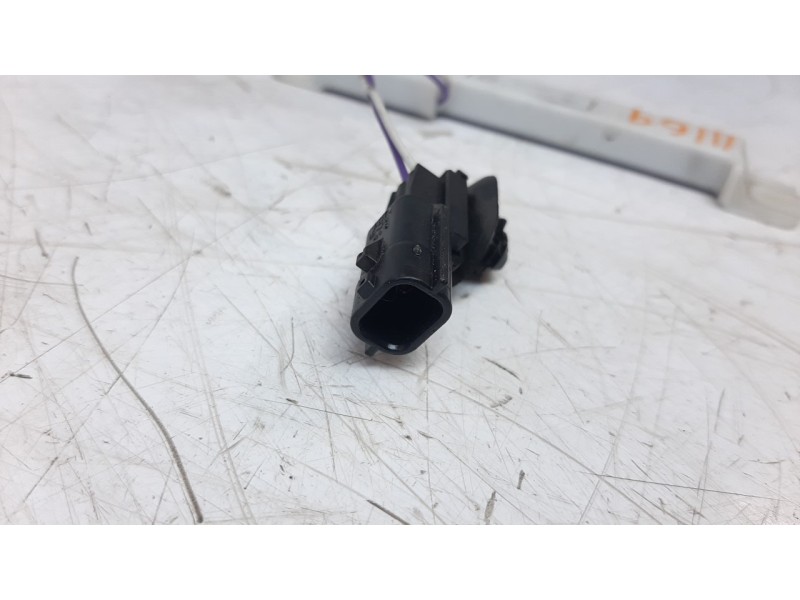 Recambio de antena para renault captur 0.9 energy referencia OEM IAM A2C53158506  