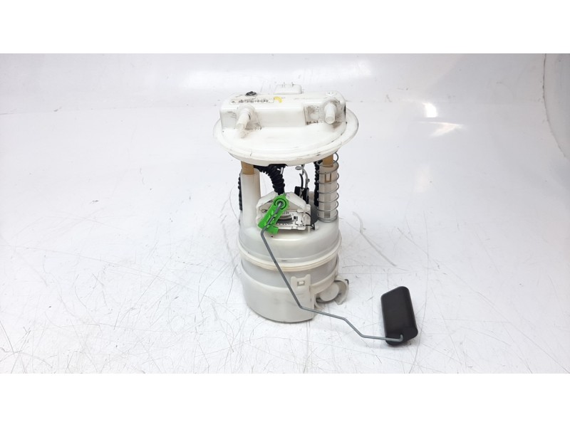 Recambio de bomba combustible para renault captur 0.9 energy referencia OEM IAM 170114543R  