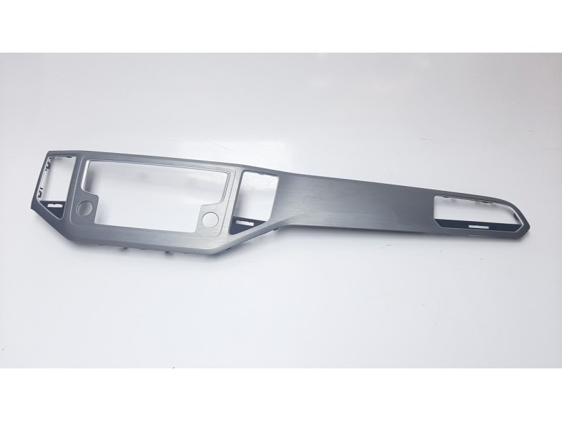 Recambio de moldura para volkswagen golf vii sportsvan 2.0 tdi referencia OEM IAM 517858061F  