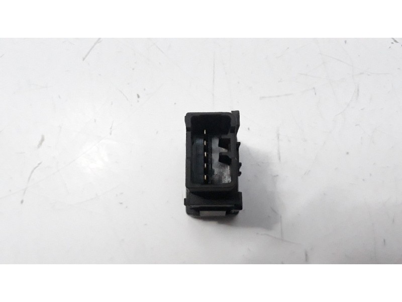 Recambio de interruptor para suzuki sx4 1.6 16v cat referencia OEM IAM 3777561M00  