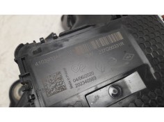 Recambio de deposito adblue para renault clio v business edition referencia OEM IAM 940016463 172A21630  2