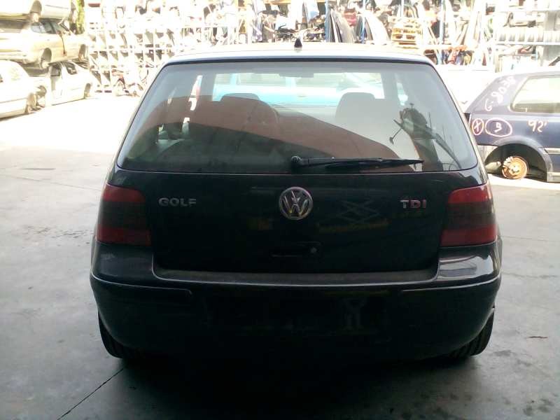 volkswagen golf iv berlina (1j1) del año 2002