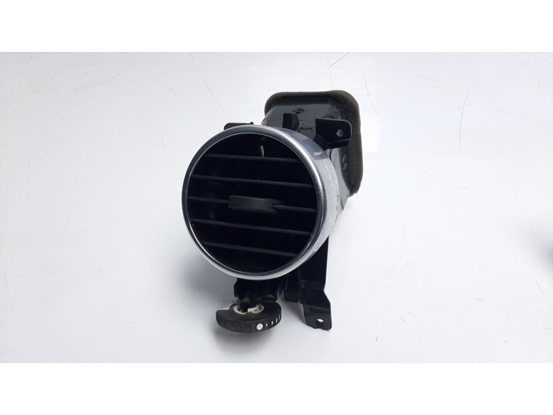 Recambio de rejilla aireadora para land rover discovery 4 3.0 td v6 cat referencia OEM IAM AH2201454C  