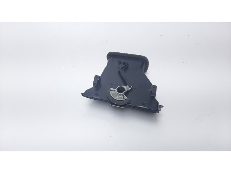 Recambio de rejilla aireadora para volkswagen golf vii sportsvan 2.0 tdi referencia OEM IAM 517819710  