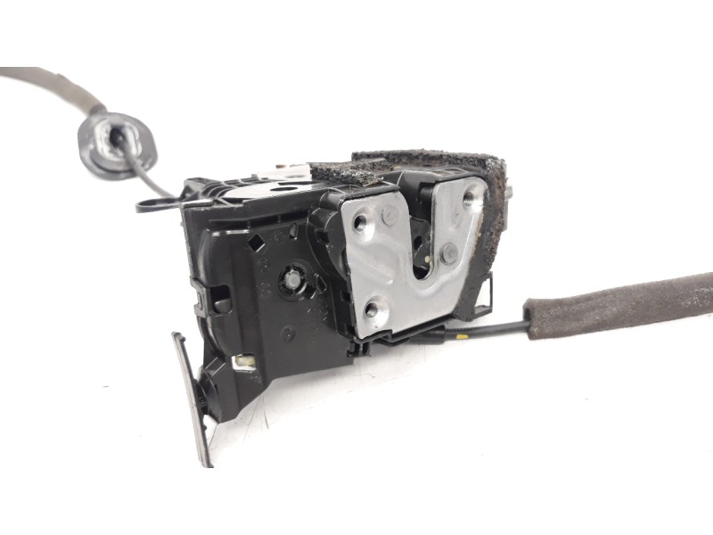 Recambio de cerradura puerta delantera derecha para renault captur 0.9 energy referencia OEM IAM 805022764R  