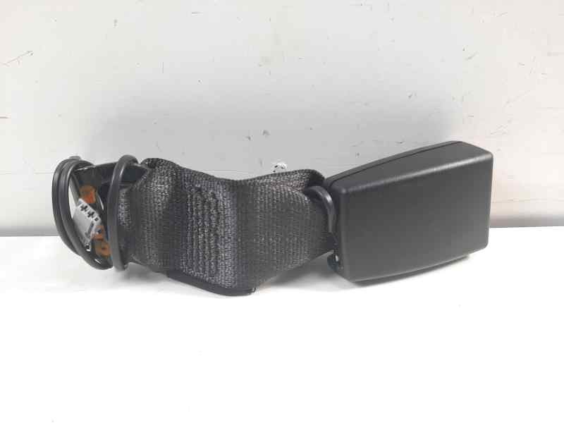 Recambio de cinturon seguridad trasero central para opel corsa e selective referencia OEM IAM 13427737 13427756 401266978
