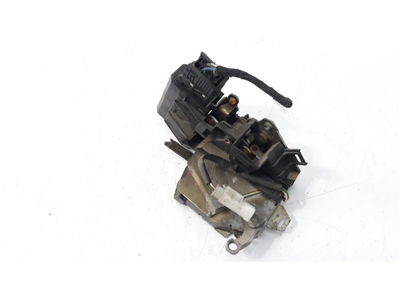 Recambio de cerradura puerta trasera derecha para bmw serie 7 (e38) 2.5 turbodiesel cat referencia OEM IAM 8352165  