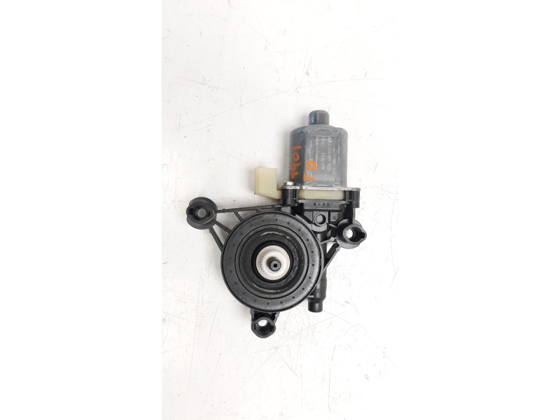 Recambio de motor elevalunas trasero derecho para audi a4 berlina (8w2) básico referencia OEM IAM 8W0959812  
