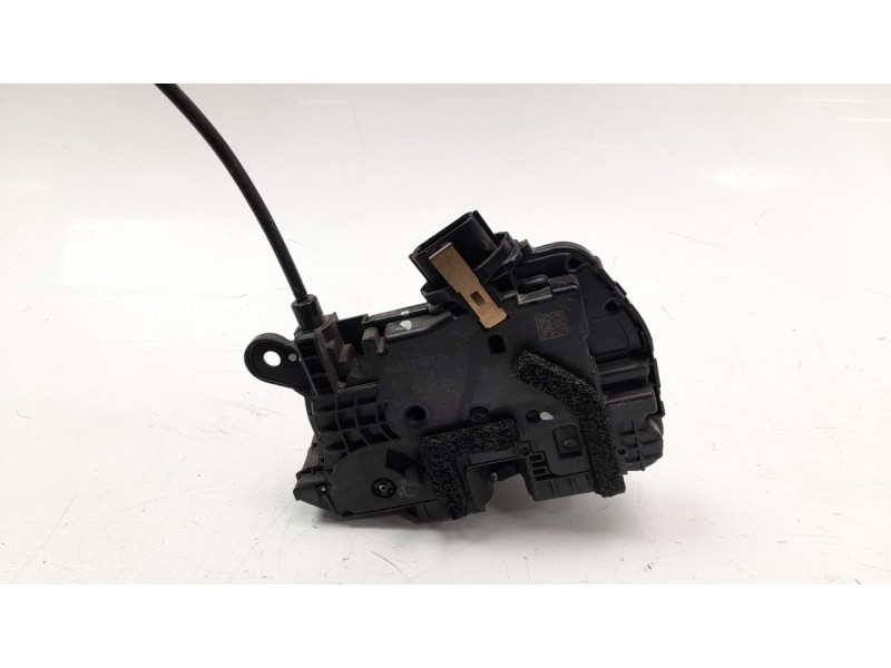 Recambio de cerradura puerta trasera derecha para renault captur 0.9 energy referencia OEM IAM 805027072R  