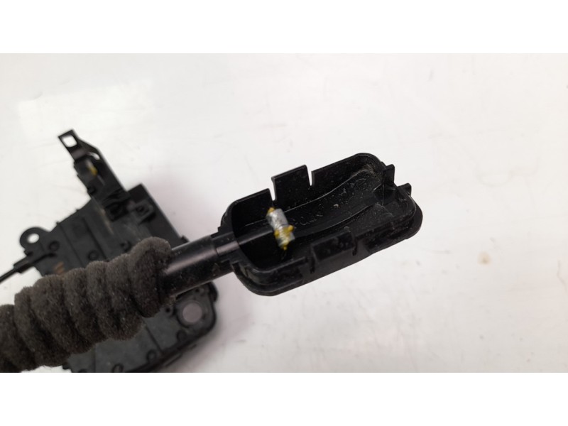 Recambio de cerradura puerta trasera derecha para renault captur 0.9 energy referencia OEM IAM 805027072R  